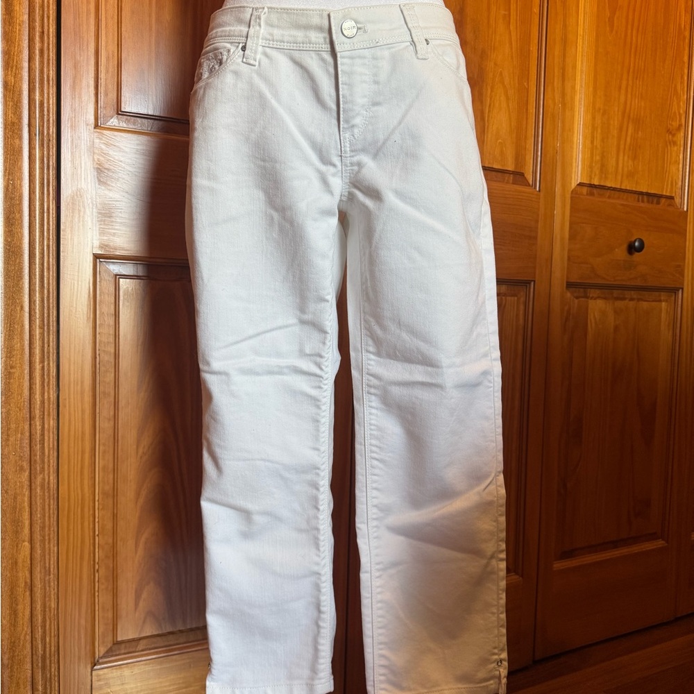 White House/Black Market Women's Cropped White Jeans.